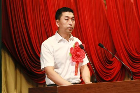 我校召开庆祝中国共产党成立95周年暨“两优一先”表彰大会